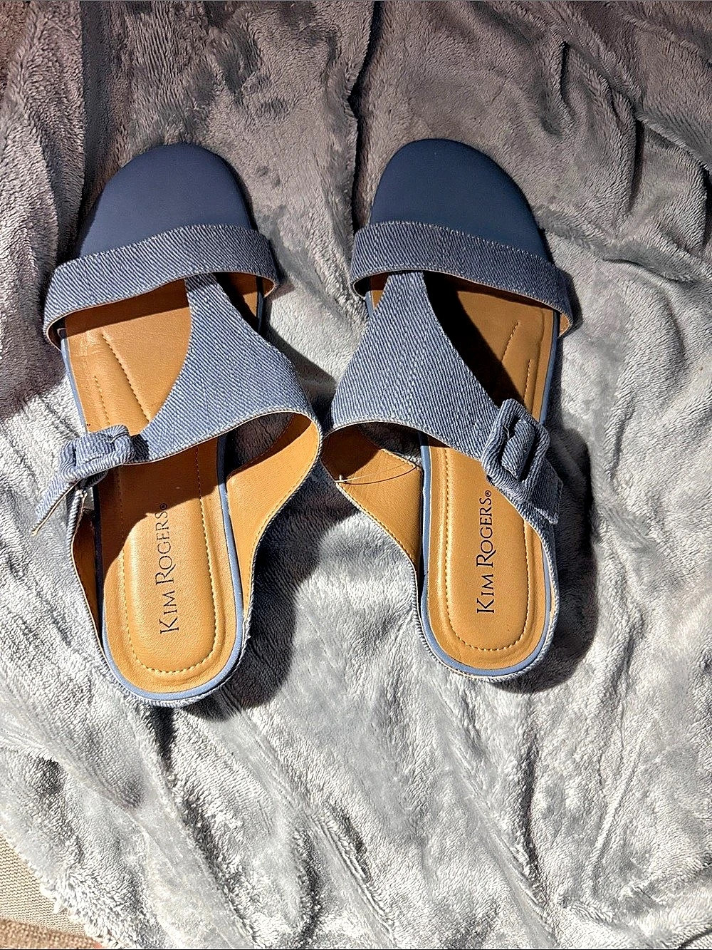 Kim Rogers Women's Blue Buckle Sandals